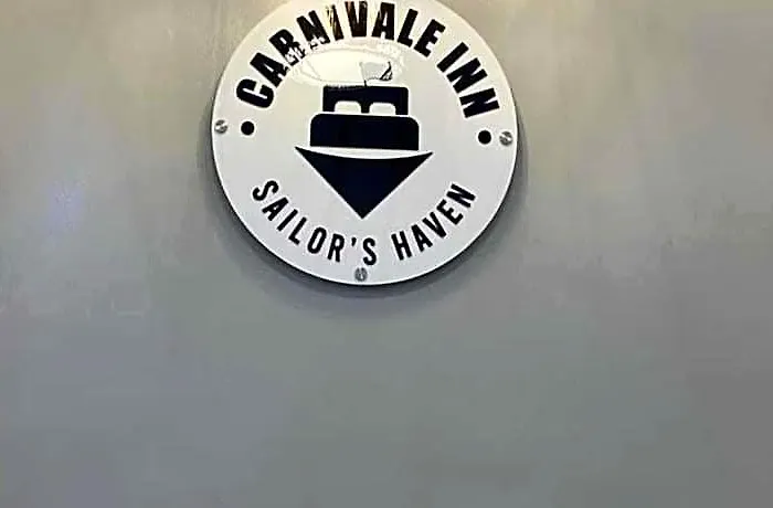ホテル Oyo 1155 Carnivale マニラ市